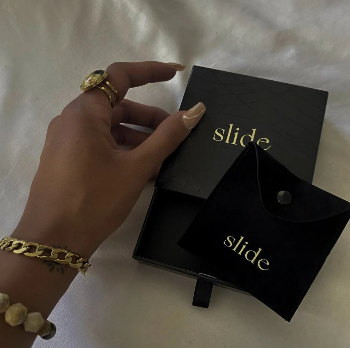 PR Package - HONEY jewelry box - Image 6