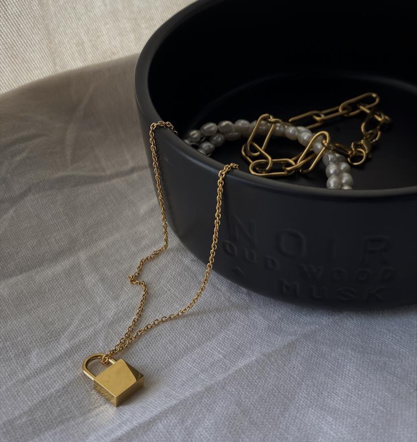 PR Package - HONEY jewelry box - Image 7